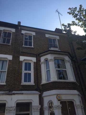 Perfect 2 Bedroom Flat Shepherds Bush W12 Londen Buitenkant foto